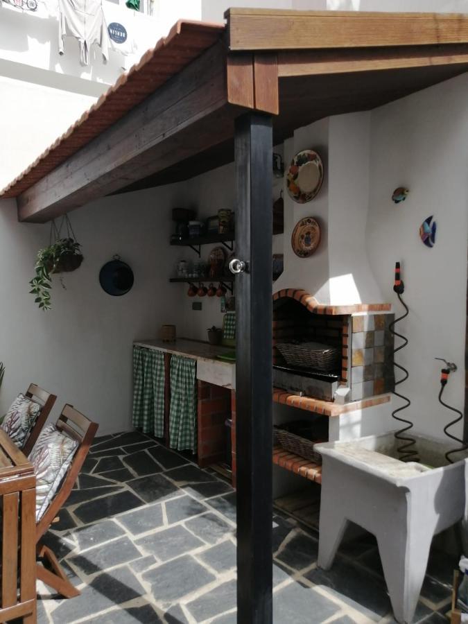 Courtyard House - Sun, Barbecue, Beach Sesimbra Zewnętrze zdjęcie