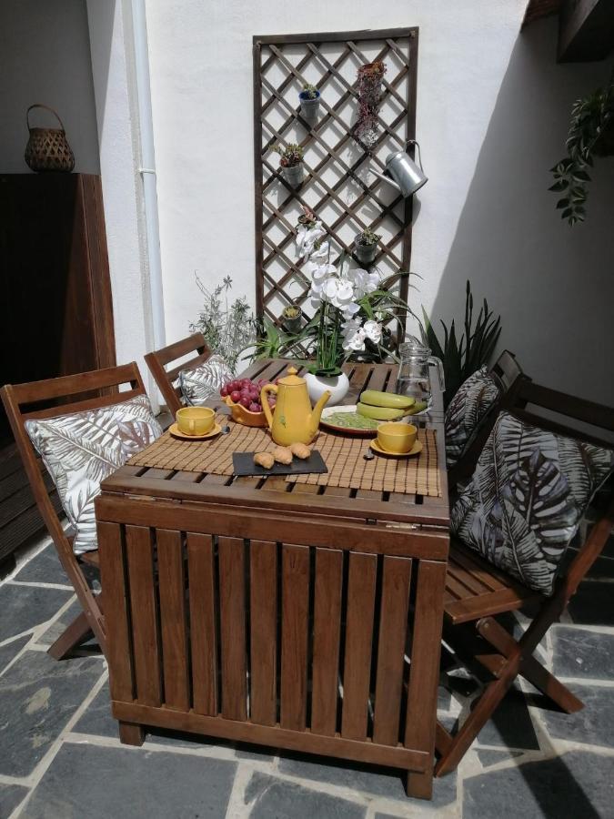 Courtyard House - Sun, Barbecue, Beach Sesimbra Zewnętrze zdjęcie